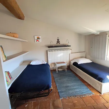 Vila Maison Monte Arena A 5 Min D'uzes