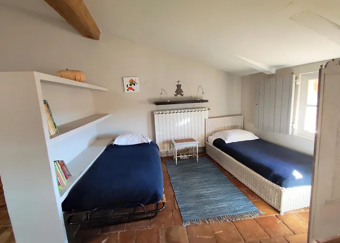Vila Maison Monte Arena A 5 Min D'uzes