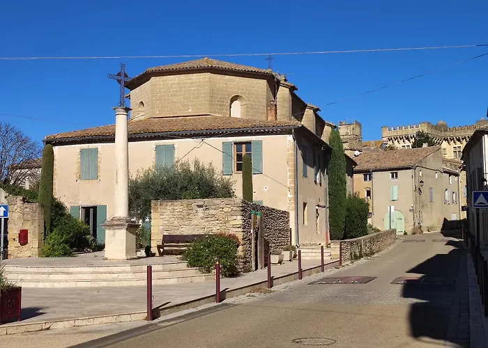 Maison Monte Arena A 5 Min D'uzes